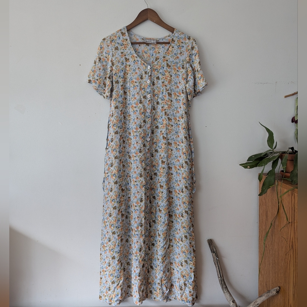 Vintage Floral Maxi Dress
